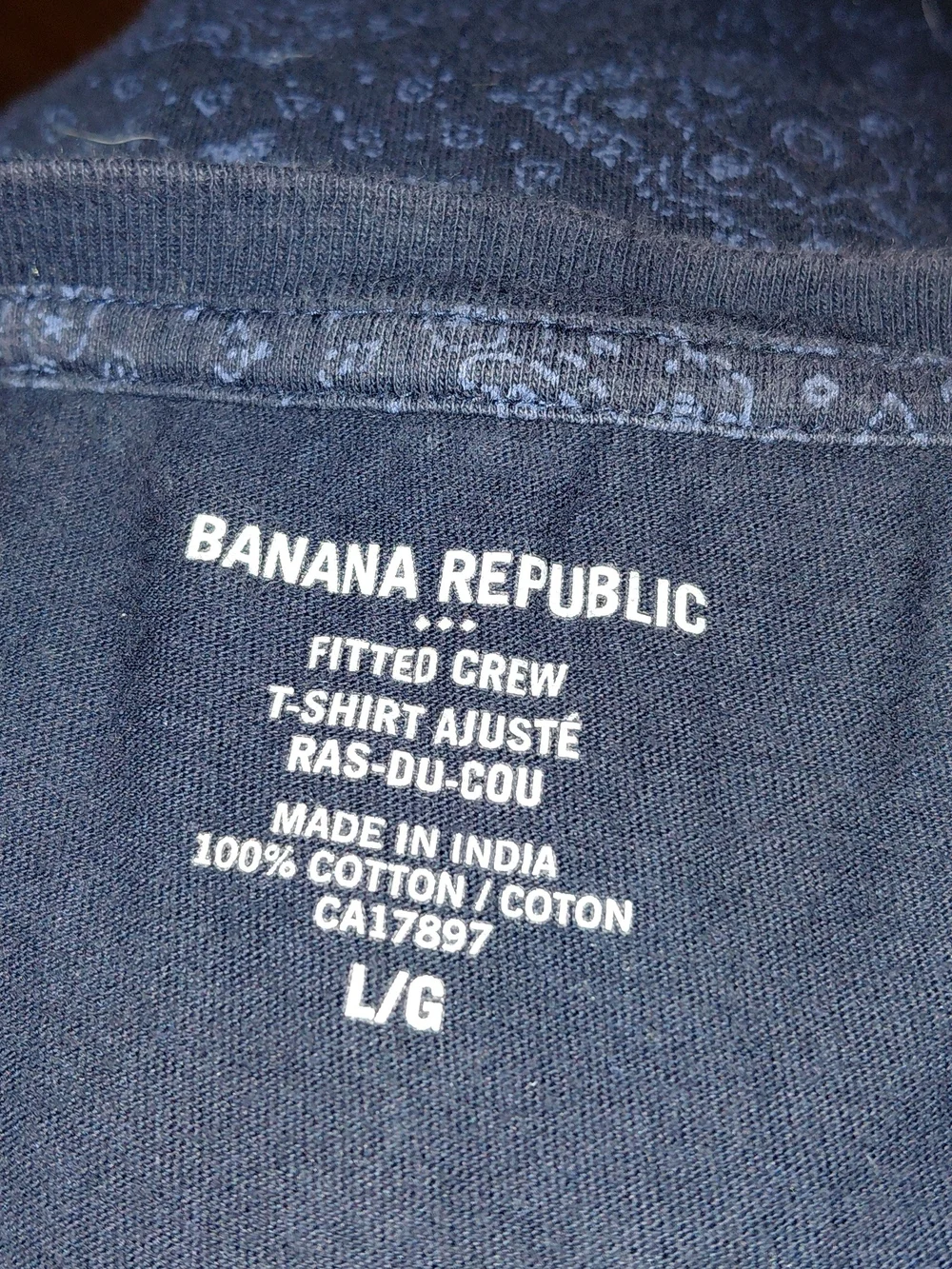 Banana Republic Men's Dark Blue Geometric Short-Sleeve Crewneck